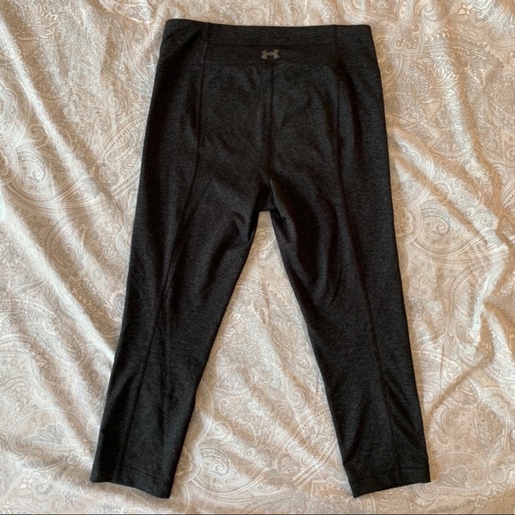 Under Armour 3/4 Length Workout Leggings - Picture 2 of 5